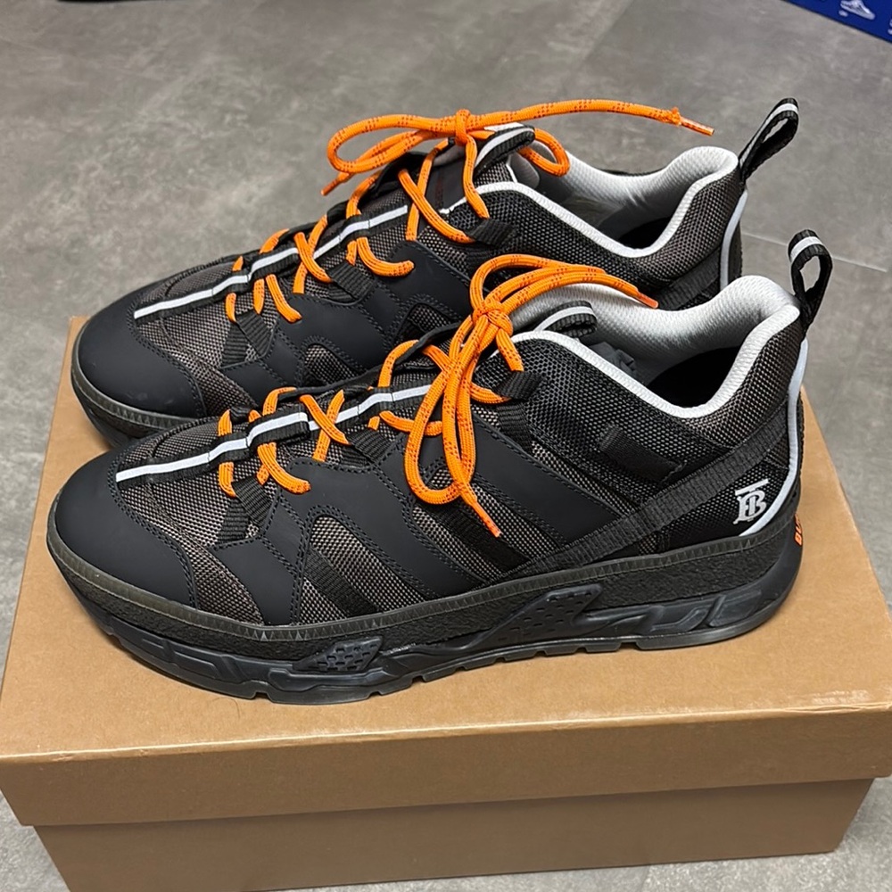 Authentic Brand New Burberry Union Sneaker